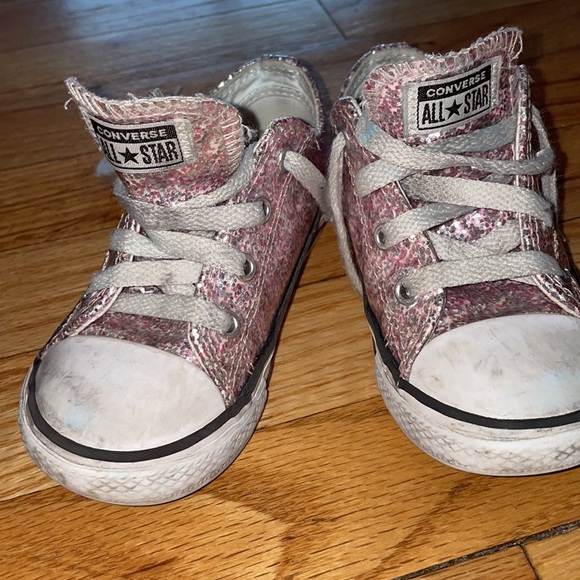 Converse - Picture 3 of 4